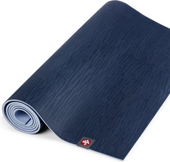 Manduka eKO XL - Yoga Mat - 200 cm x 61 cm, 0,5 cm dik -Extra lang - Donker Blauw - Yogamat is 1 mm dikker dan de eKOlite yoga mat en zorgt hiermee voor meer veerkracht en extra comfort - Meest duurzame natuurrubber yogamat op de markt