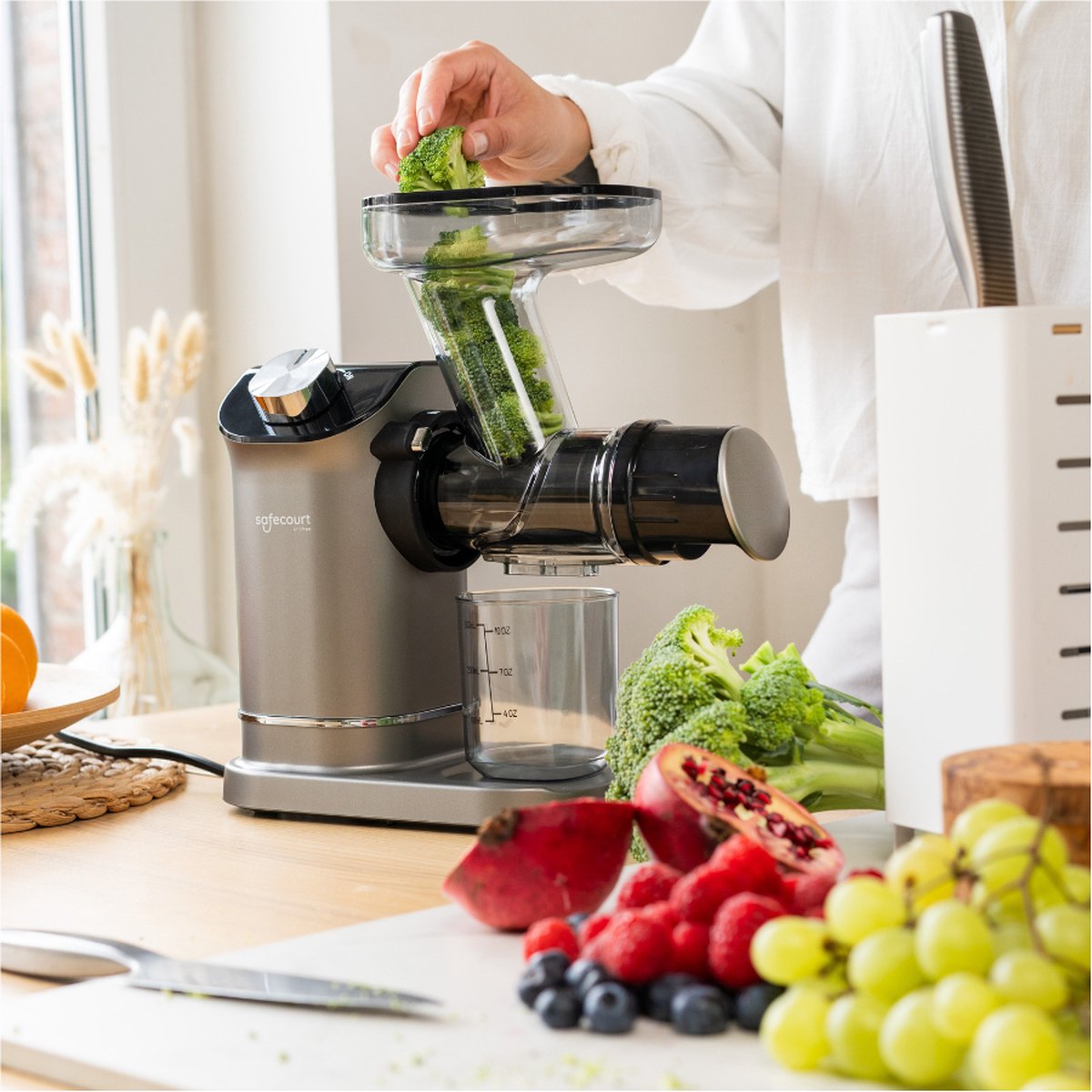 Safecourt Kitchen Slowjuicer - Juicer - Groenten en Fruitpers - BPA-vrij - 700ml - Grijs