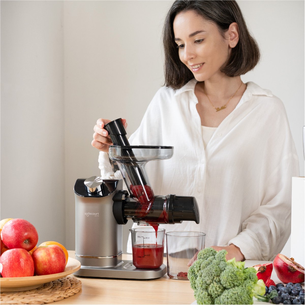 Safecourt Kitchen Slowjuicer - Juicer - Groenten en Fruitpers - BPA-vrij - 700ml - Grijs