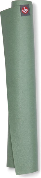 Manduka eKO SuperLite Reis Yoga Mat Leaf Green - Groen – 180x61 cm – Slechts 1,5 mm Dik en weegt 1 KG - Ultralicht, Ultradun & Biologisch Afbreekbare Reis yogamat – Superieure Grip & Duurzaam Natuurlijk Rubber – Ideaal voor Onderweg