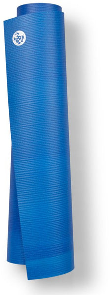 Manduka PRO Yoga Mat Blauw - Royal Flanure | 66 x 183 cm, x 0,6 mm dik | Zeer Goede Antislip & Latexvrij | Ideaal voor Hot Yoga & Vinyasa Flow | Deze Yogamat biedt een optimale ondersteuning voor rug, heupen, knieën en ellebogen op harde ondergronden