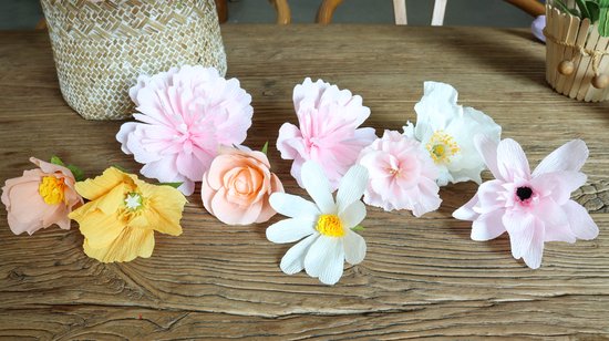 DIY Krans Maken Set van Crêpepapier Complete Creatieve Knutselset voor Papieren Bloemenkrans Inclusief Instructies voor Volwassenen en Kinderen