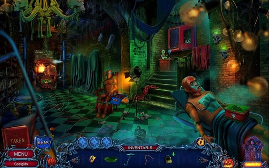 Halloween Chronicles - Monsters Among Us (Collectors Edition)