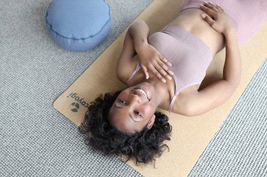 Yogamat Kurk Premium Ecoyogi - 185 x 61 x 0,4 cm (incl. draagriem) - zorgt juist bij vochtige omstandigheden voor betere grip - anti-slip natuurrubber aan de onderzijde