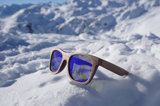 5one® zonnebril Walnut Blue hout blauwe lens 2017518