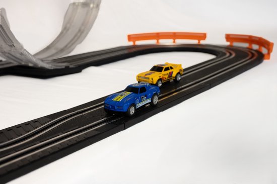 DMG Supply Racebaan - Autobaan Speelgoed - 2 Opstellingen Mogelijk - Dubbele Racebaan met Looping - 2 Auto's - Rondeteller - 3 Meter