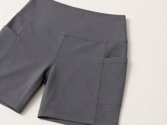 SparkNine Softflow korte sportbroek - met zakken - zachte stof - L - grijs - dames short - half lang - fietsshort