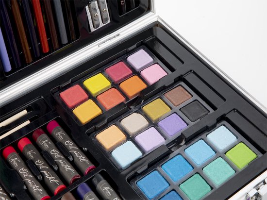 Nassau Fine Art | | | en