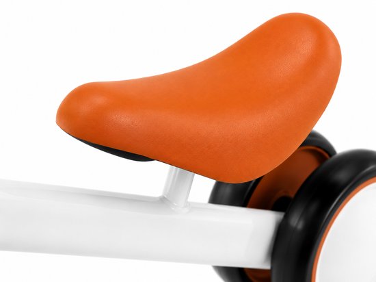 Jeemsie Loopfiets 1 Jaar – Baby Loopfiets 12 tot 36 Maanden – Vierwiel Loopfiets – Eerste Fiets voor Peuters – Binnen & Buiten – Oranje-Wit