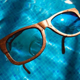 5one® zonnebril Walnut Blue hout blauwe lens 2017518