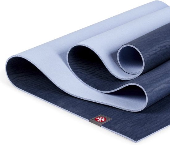Manduka eKO XL - Yoga Mat - 200 cm x 61 cm, 0,5 cm dik -Extra lang - Donker Blauw - Yogamat is 1 mm dikker dan de eKOlite yoga mat en zorgt hiermee voor meer veerkracht en extra comfort - Meest duurzame natuurrubber yogamat op de markt