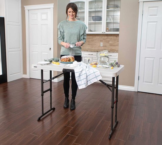 Lifetime® Kunststof Campingtafel in Hoogte Verstelbaar - 122x61x86 cm