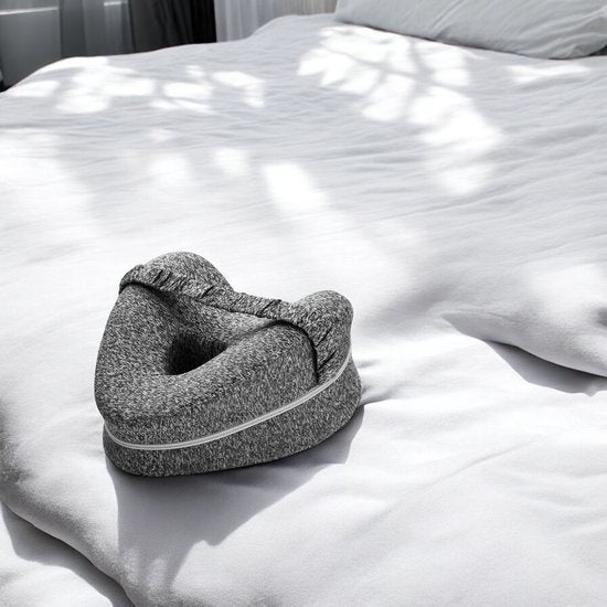 Kniekussen voor in Bed - Grijs - Orthopedisch Kniekussen - Beenkussen - Zijslaapkussen voor Volwassen - Zijslaap Kussen Voor In Bed - Heupklachten