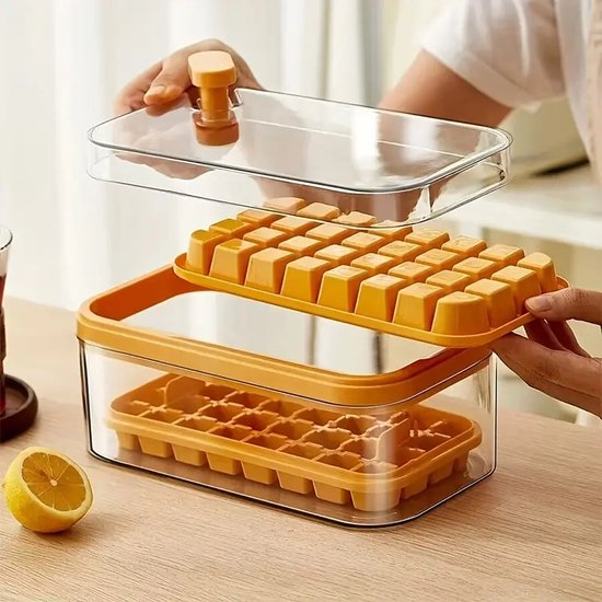Sasem - Ijsblokjes - 64 ijsblokjes - Ijsblokjes maker Deluxe - IJsblokjes vorm met bakje en deksel - IJsklontjes - Zomer - BPA vrij - Cocktails - Ijsjes - Smoothies - Sapjes - BBQ - Transparant - Niet vaatwasser bestendig