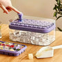 Sasem - Ijsblokjes - 64 ijsblokjes - Ijsblokjes maker Deluxe - IJsblokjes vorm met bakje en deksel - IJsklontjes - Zomer - BPA vrij - Cocktails - Ijsjes - Smoothies - Sapjes - BBQ - Transparant - Niet vaatwasser bestendig