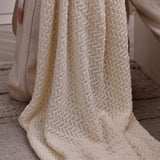 Zachte en Warme Deken - Wit - 100% Acryl - 130x160 cm - Lichtgewicht met Stijlvolle Franjes - Ideaal als Sprei, Plaid, Woondeken, Bankkleed of Sierdeken