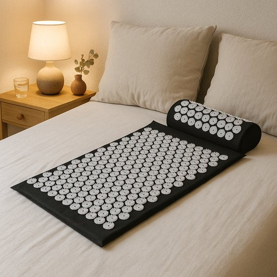Spijkermat Set met Kussen - 64x44 cm - Zwart - Acupressuur Mat & Spijkerbed - Inclusief Acupunctuur Kussen - Shakti Massage Ervaring