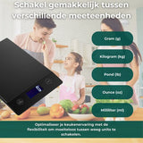 AKSA Home® Digitale Precisie Keukenweegschaal – Weegschaal Keuken - USB Oplaadbaar - 1gr tot 15kg – Tarra Functie - Inclusief Twee Batterijen - Zwart