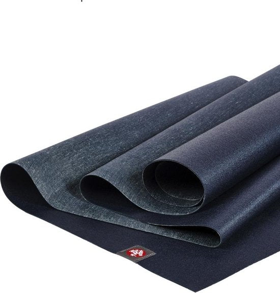 Manduka eKO SuperLite XL Reis Yoga Mat Donker Blauw – 200 x 61 cm – Extra lang - Slechts 1,5 mm Dik en weegt 1 KG - Ultralicht, Ultradun & Biologisch Afbreekbare Reis yogamat – Superieure Grip & Duurzaam Natuurlijk Rubber – Ideaal voor Onderweg