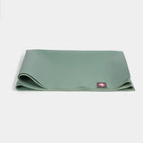 Manduka eKO SuperLite Reis Yoga Mat Leaf Green - Groen – 180x61 cm – Slechts 1,5 mm Dik en weegt 1 KG - Ultralicht, Ultradun & Biologisch Afbreekbare Reis yogamat – Superieure Grip & Duurzaam Natuurlijk Rubber – Ideaal voor Onderweg