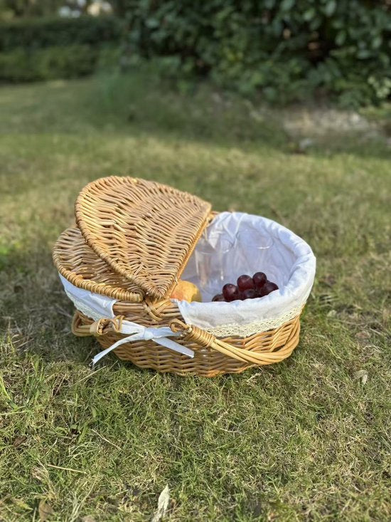Luxe Ronde Rotan Picknickmand met Serviesset & Houten Serveerplank – Compleet 2-Persoons Picknickpakket met Deksel, Glazen en Binnenvoering