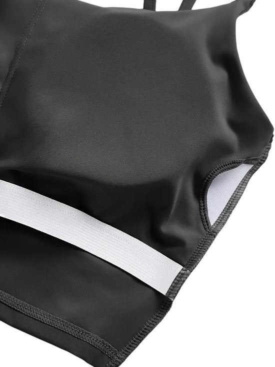 SparkNine Effortless crop top - met verwijderbare vulling - twist back - stijlvol & ademend
