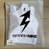 SparkNine Elevate sport-bh - S - wit - gekruiste rug - push-up effect - stevige ondersteuning - met uitneembare pads