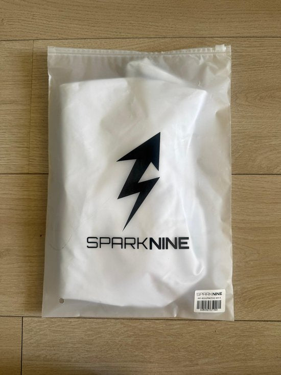 SparkNine Sculptactive sporttop - met ingebouwde sportbeha - verwijderbare pads - S - wit - high impact ondersteuning - kruisrug - ademend & stijlvol