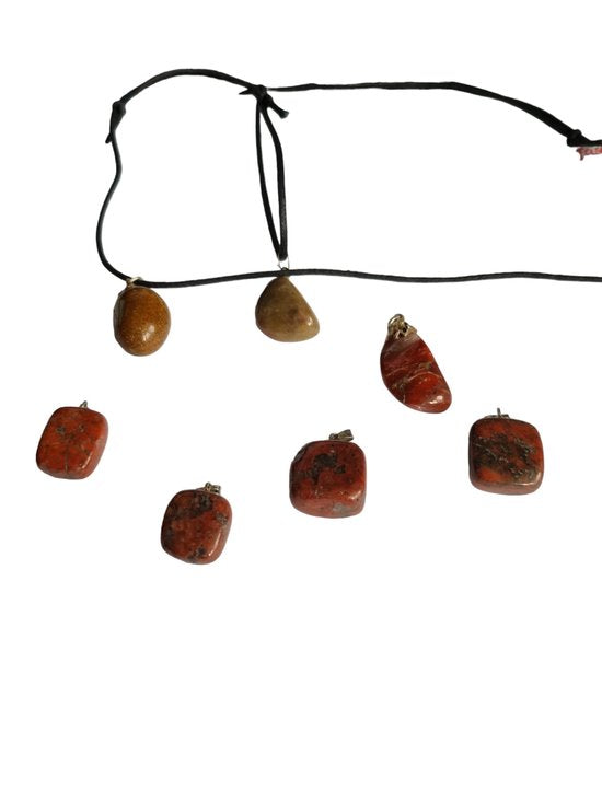 Sasemy - Edelsteen - Jaspis - Rode Jaspis - Edelstenen - Edelsteen Hanger - Edelsteen Ketting - Verjaardag cadeau - Cadeau - Moederdag Cadeau - Vaderdag Cadeau - Sinterklaas cadeau - Kerstcadeau