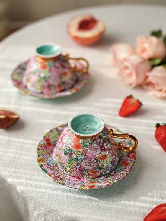 Vintage Bloemen Koffiekop & Schotel Set – Luxe Thee- en Koffieservies met Gouden Lepel – Elegant & Tijdloos