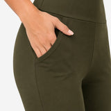 SparkNine Horizon flare broek - dames legging met zakken - petite pijplengte - XL - legergroen - hoge taille - stijlvol & elastisch - sportlegging