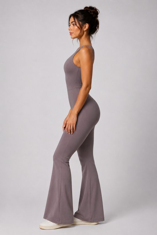 SparkNine Urbangoddes dames bodysuit - slim fit sport jumpsuit - L - beige - mouwloos & sneldrogend - hoge elasticiteit - comfortabele fitness & casual outfit