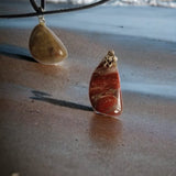 Sasemy - Edelsteen - Jaspis - Rode Jaspis - Edelstenen - Edelsteen Hanger - Edelsteen Ketting - Verjaardag cadeau - Cadeau - Moederdag Cadeau - Vaderdag Cadeau - Sinterklaas cadeau - Kerstcadeau