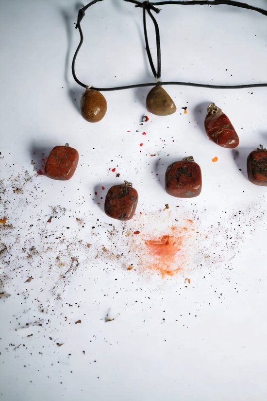 Sasemy - Edelsteen - Jaspis - Rode Jaspis - Edelstenen - Edelsteen Hanger - Edelsteen Ketting - Verjaardag cadeau - Cadeau - Moederdag Cadeau - Vaderdag Cadeau - Sinterklaas cadeau - Kerstcadeau