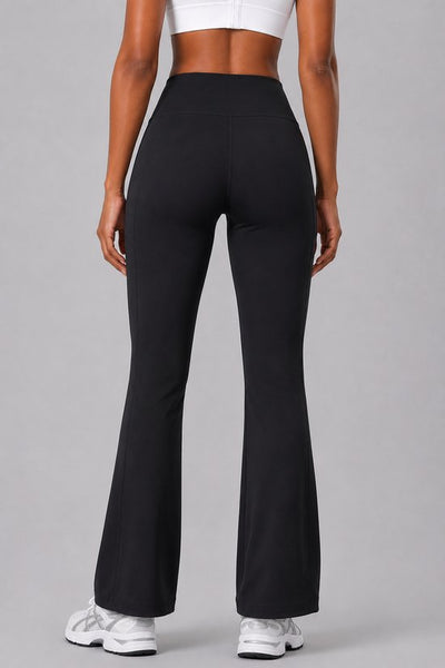 SparkNine Vivaflow flare broek dames - stijlvol V-design - S - zwart - ademend met uitlopende pijpen - sneldrogend & ademend - stretch