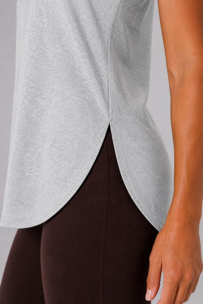 SparkNine Flexsplit tanktop - lange pasvorm - XS - grijs - mouwloos - met zijsplit - ademend - sporttop