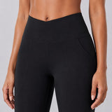 SparkNine Vivaflow flare broek dames - stijlvol V-design - S - zwart - ademend met uitlopende pijpen - sneldrogend & ademend - stretch