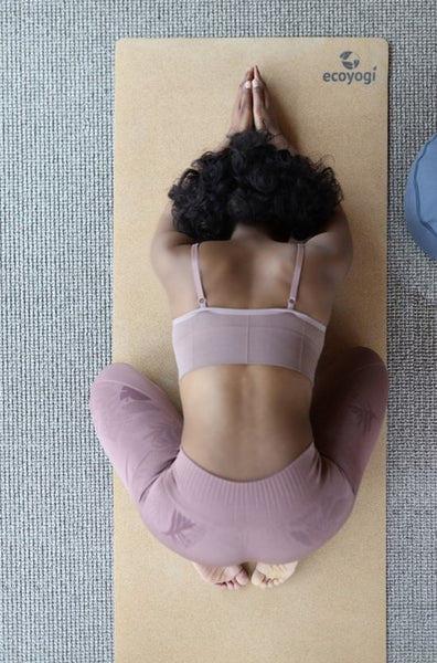 Yogamat Kurk Premium Ecoyogi - 185 x 61 x 0,4 cm (incl. draagriem) - zorgt juist bij vochtige omstandigheden voor betere grip - anti-slip natuurrubber aan de onderzijde