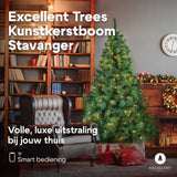 Kerstboom Excellent Trees® LED Stavanger 240 cm met 650 LED Lampjes  - ⌀140cm - ↕240cm