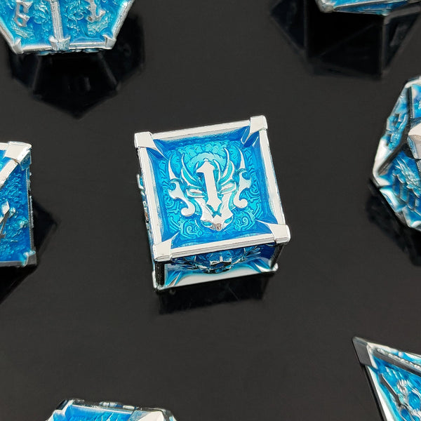 7-delige Metal Dice Set – “Frostbite” (Blauw met Zilver)