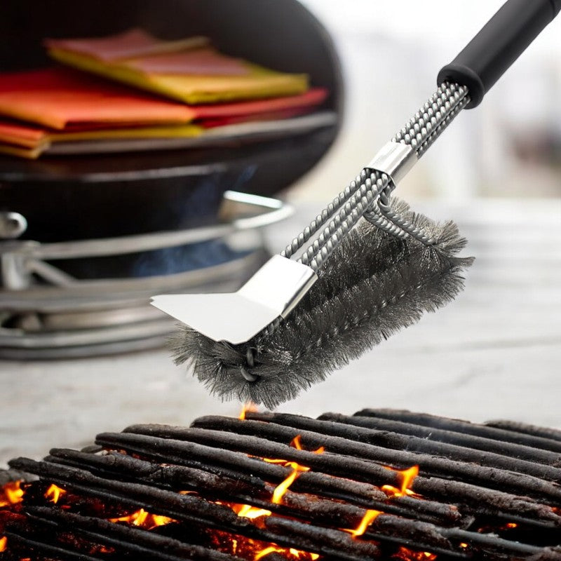 BBQ Borstel met Schraper - BBQ Accessoires - BBQ Schoonmaakborstel geschikt voor alle merken - 2 in 1 - Barbecue Staalborstel - RVS - Zilver