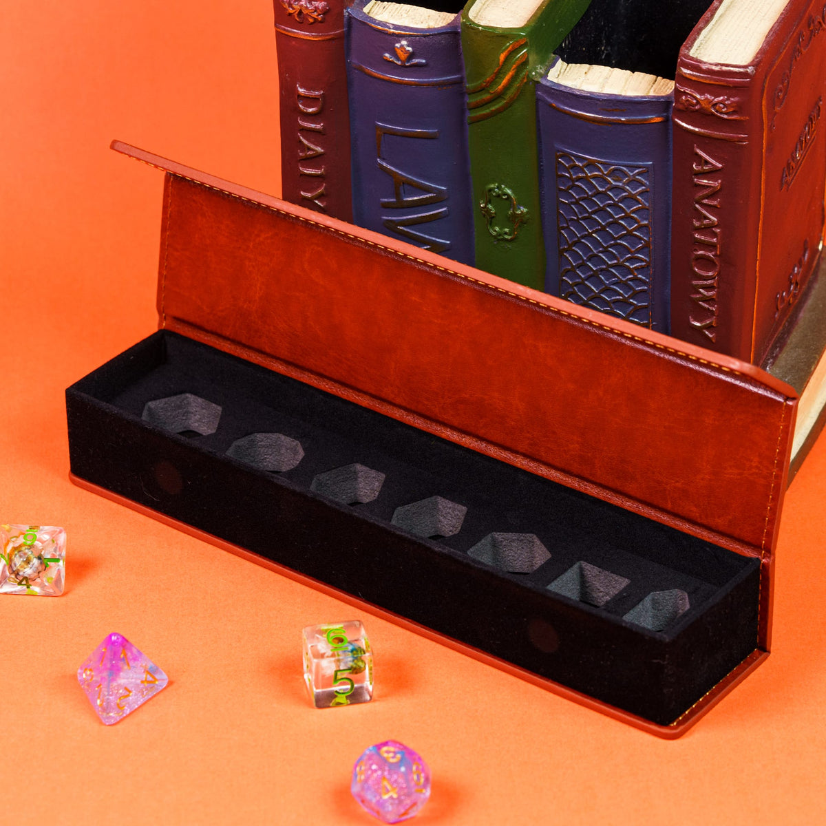 Luxe Dobbelsteen Bewaardoos – Langwerpig Ontwerp in Cognac Bruin Faux Leer | Voor Dungeons & Dragons (7-Delige Set)
