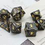 7-delige Metal Dice Set – “Shadow Relics” (Zwart)