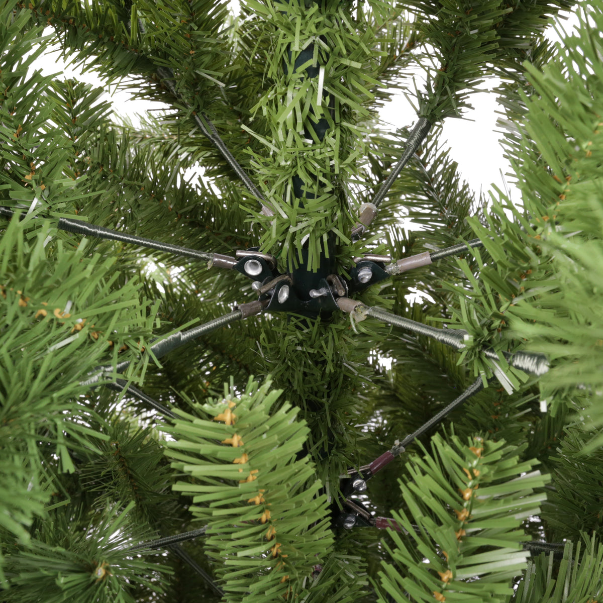 Excellent Trees® Oppdal 180 cm - Slanke kunstkerstboom - ⌀100cm - 180cm
